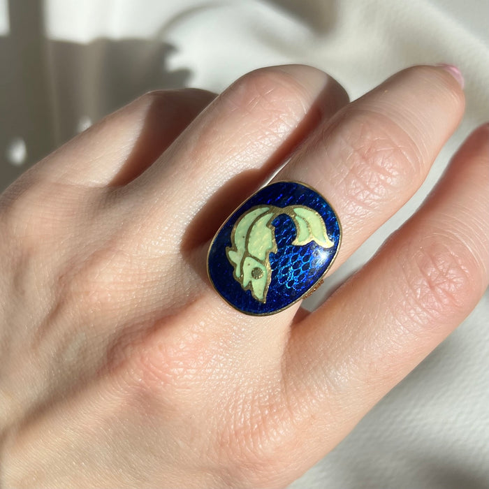 18k Enamel Fish Ring