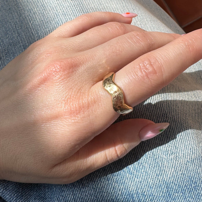 14k Wavy Hammered Eternity Band