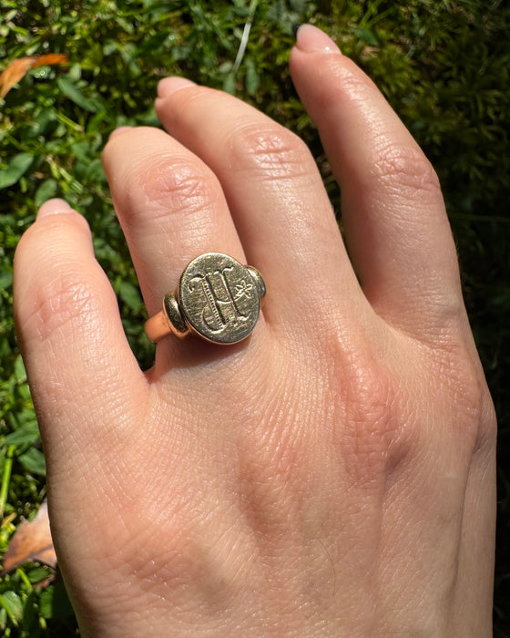 Hand Engraved 9k Letter H Signet Ring