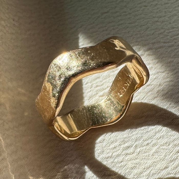 14k Wavy Hammered Eternity Band