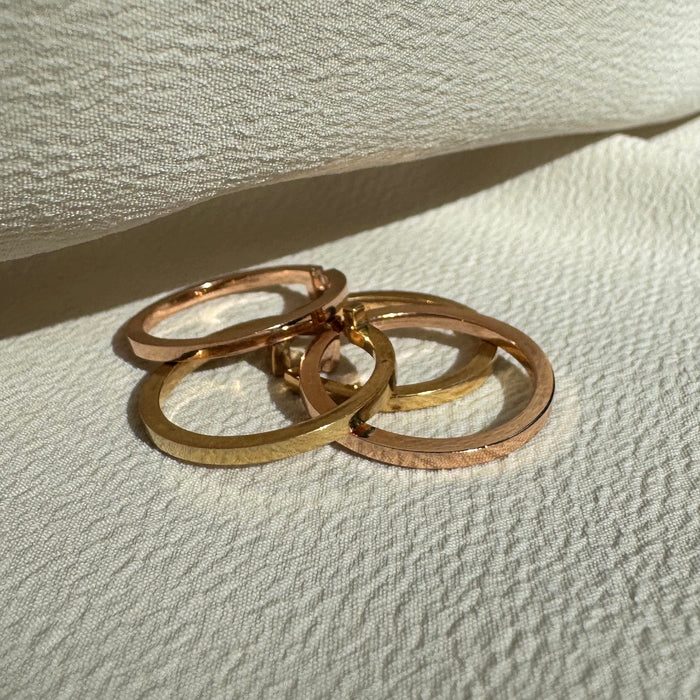 14k Two Tone Interlocking Rings