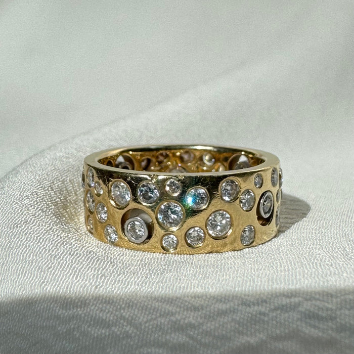 18k Diamond Bubbles Eternity Band