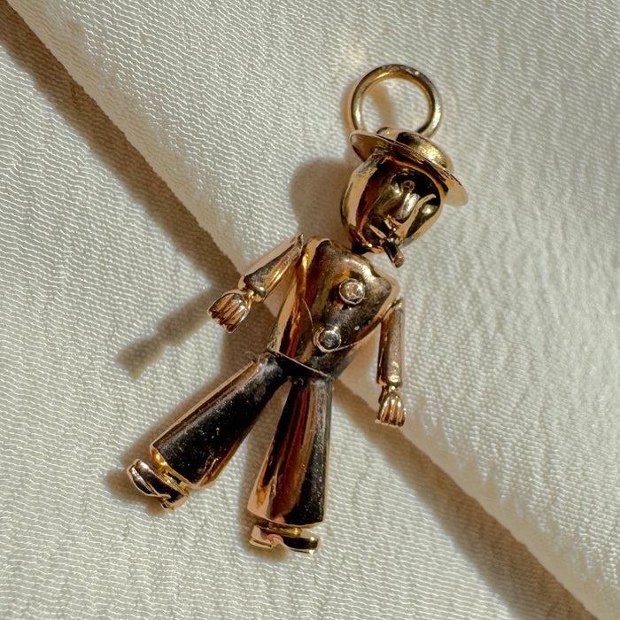 18k Articulated Man with Pipe Charm