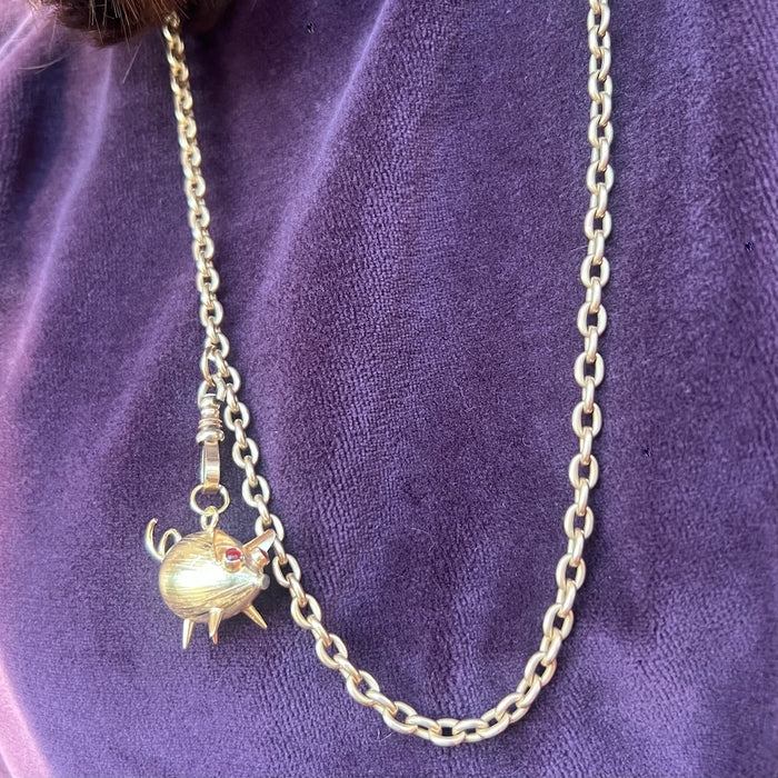 Adorable 18k Piggy Charm