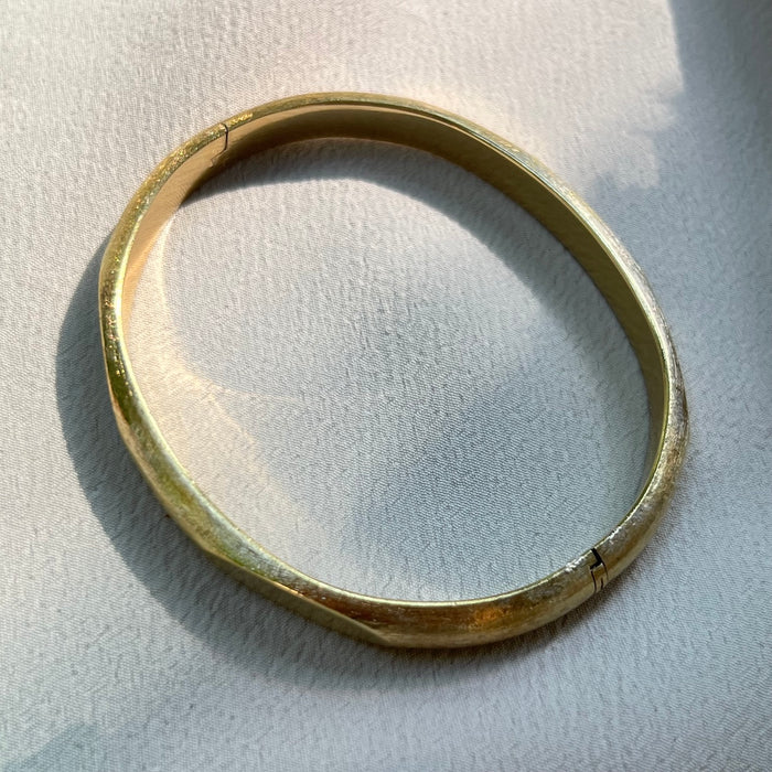 18k Four Panel Hinged Bangle Bracelet