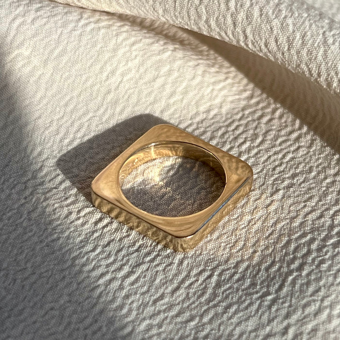 Vintage 14k Solid Square Band