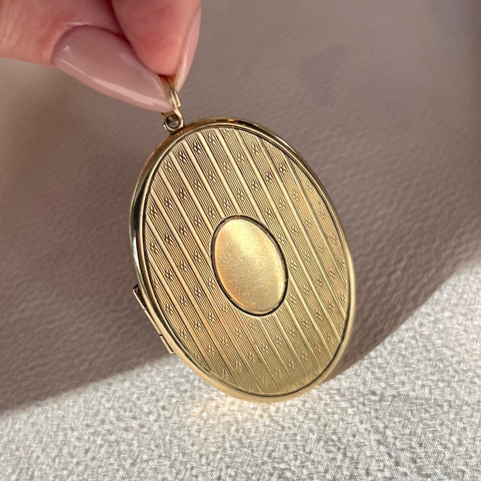 Unusual XL 14k Mirrored Locket