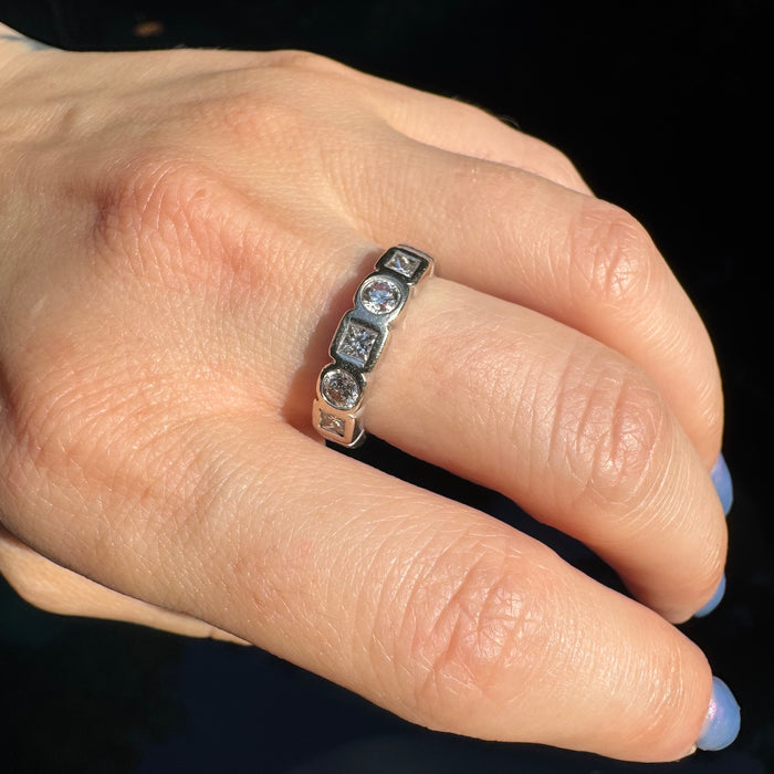 14k Princess and Round Diamond Band