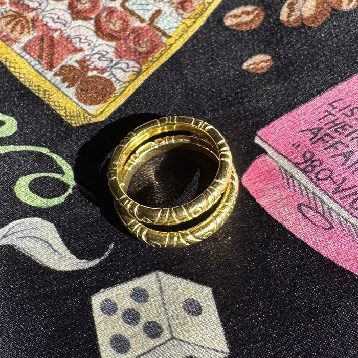 18k Swirling Patterned Bands