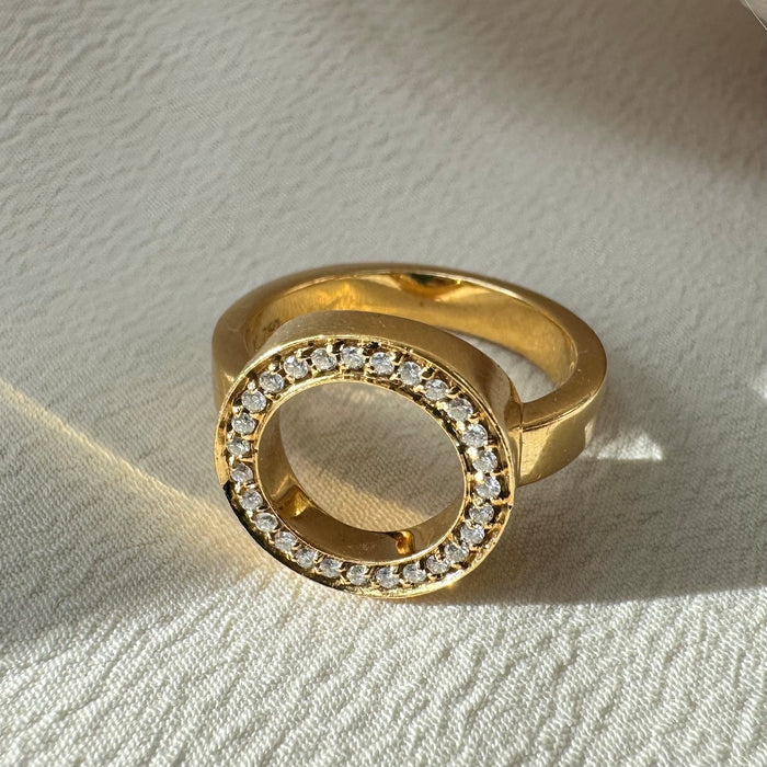 18k Diamond Circle Ring by Movado