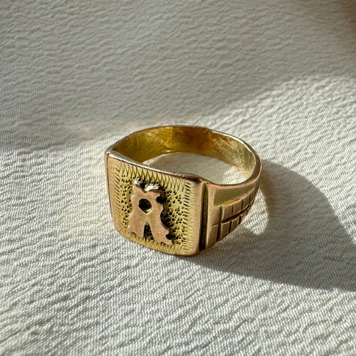 10k Letter A Signet Ring