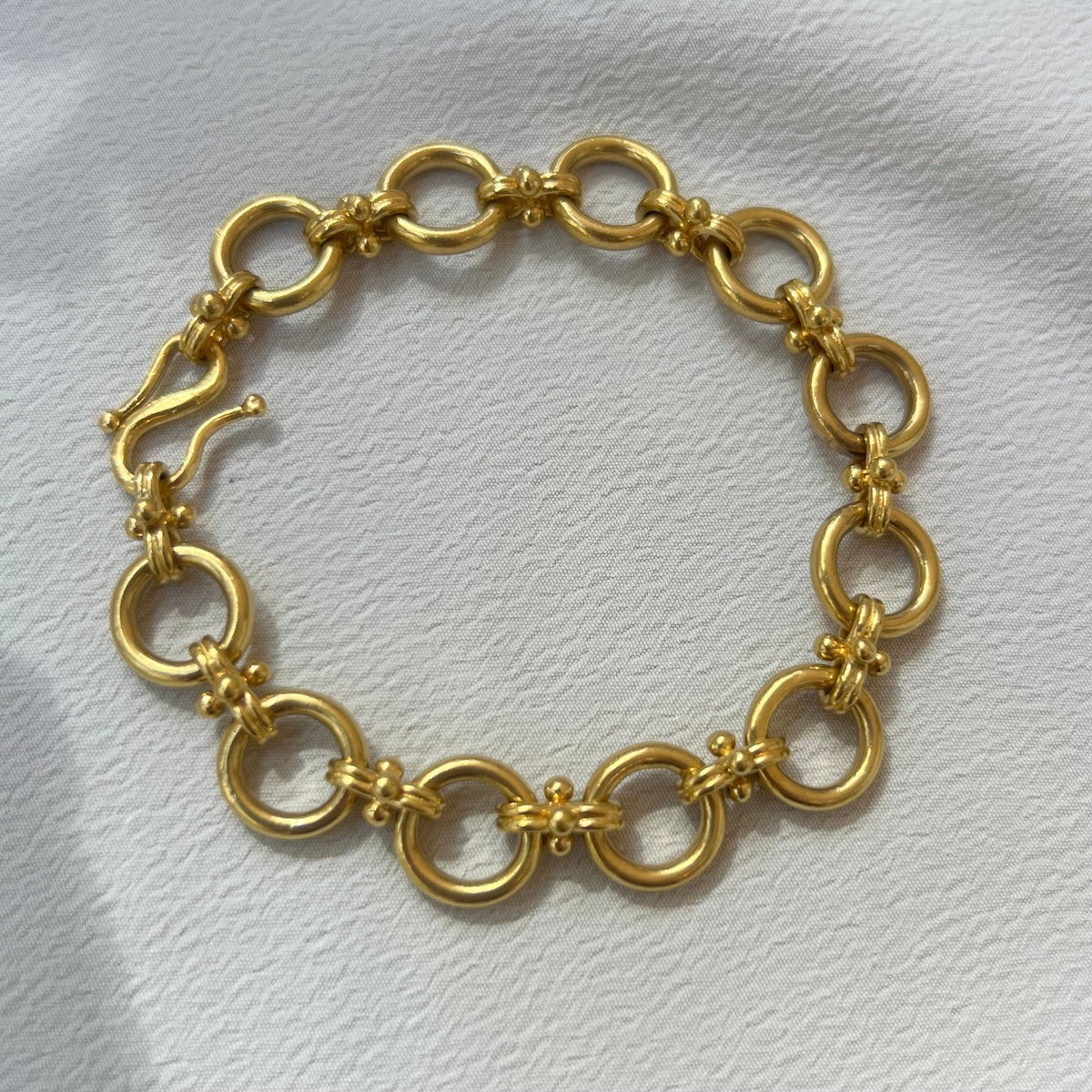 Solid 22k Circle Link Bracelet– Big Oh Bijoux