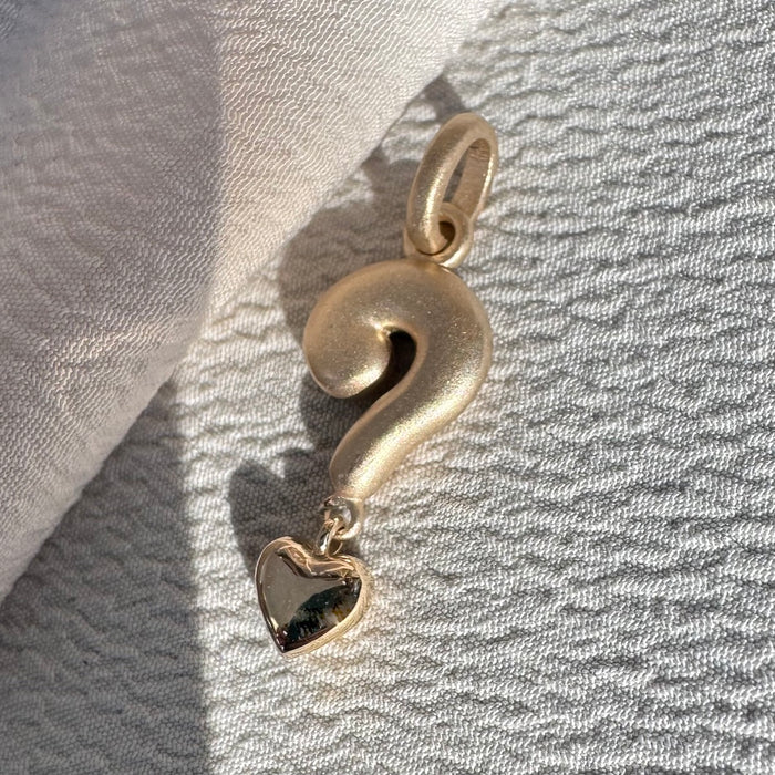 Big Oh Bijoux Question of Love Charm