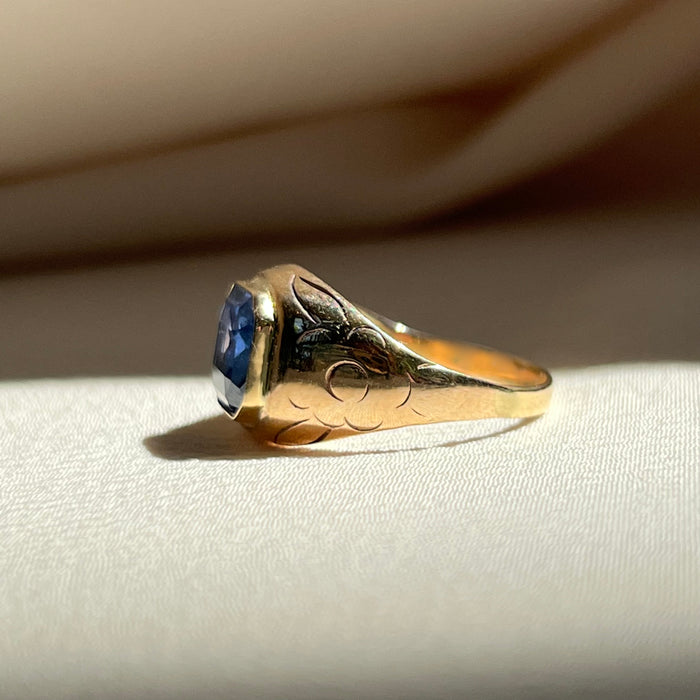 14k Engraved Emerald Cut Sapphire Ring