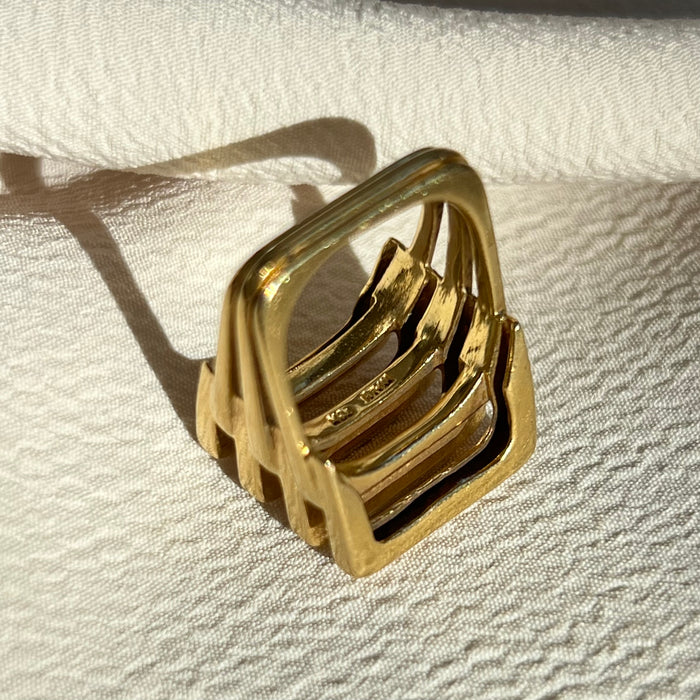 Vintage Geometric 18k Diamond Ring