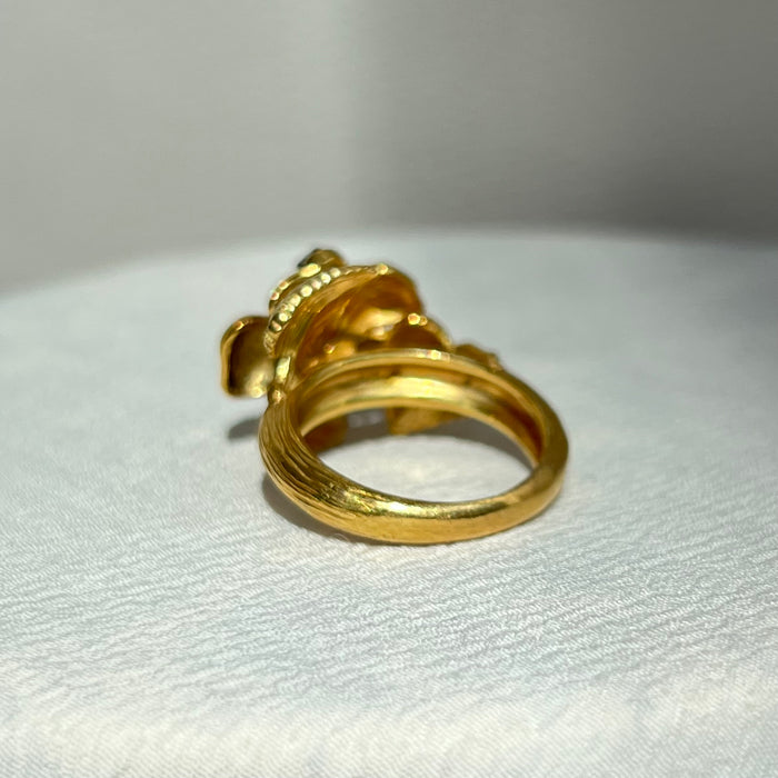 Vintage Designer 18k Diamond Floral Ring